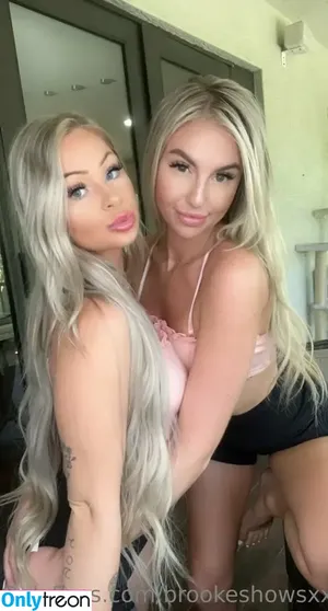brookeshowsxx nude photo #2019