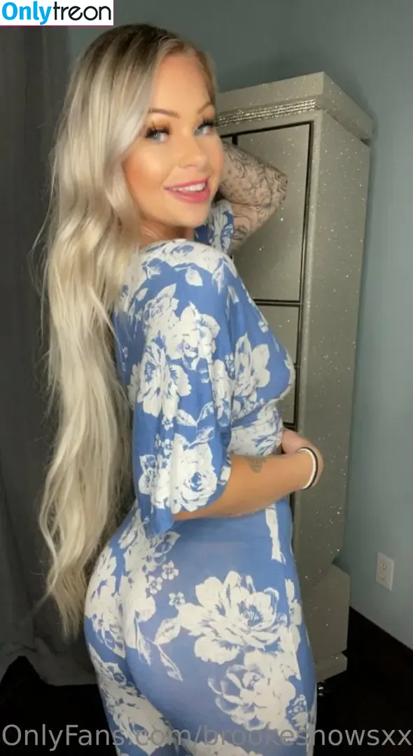 brookeshowsxx nude photo #2064 (brookeshowsxx)