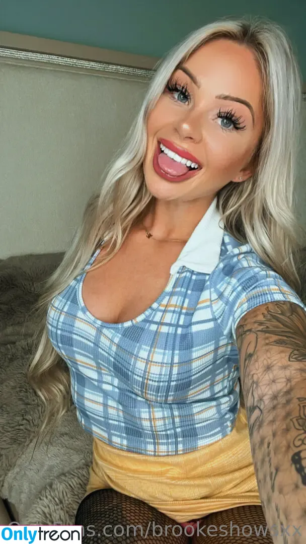 brookeshowsxx nude photo #2242 (brookeshowsxx)