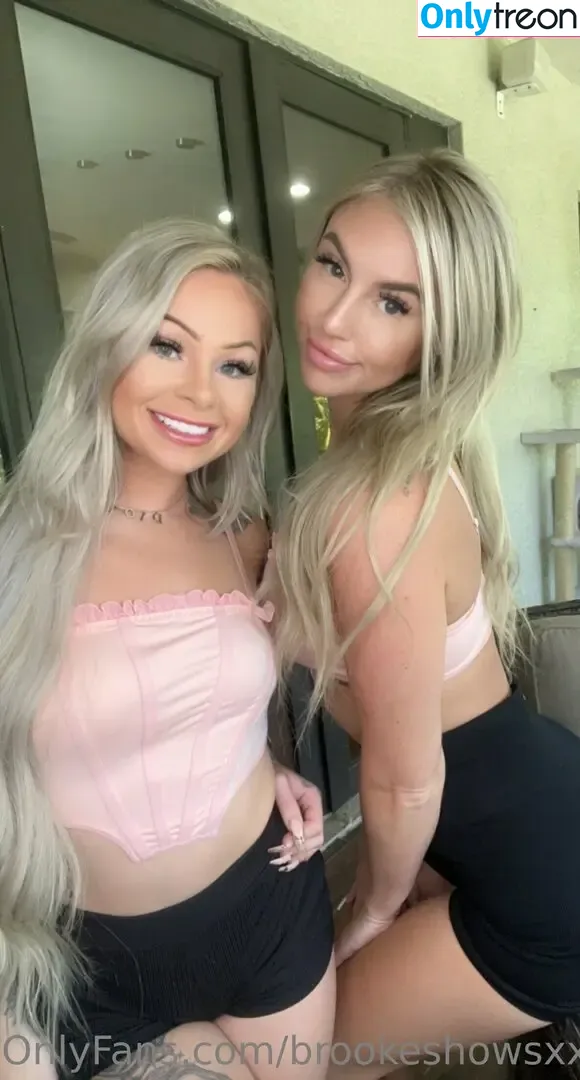 brookeshowsxx nude photo #2283 (brookeshowsxx)