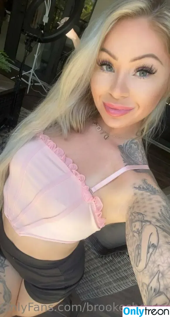 brookeshowsxx nude photo #2291 (brookeshowsxx)