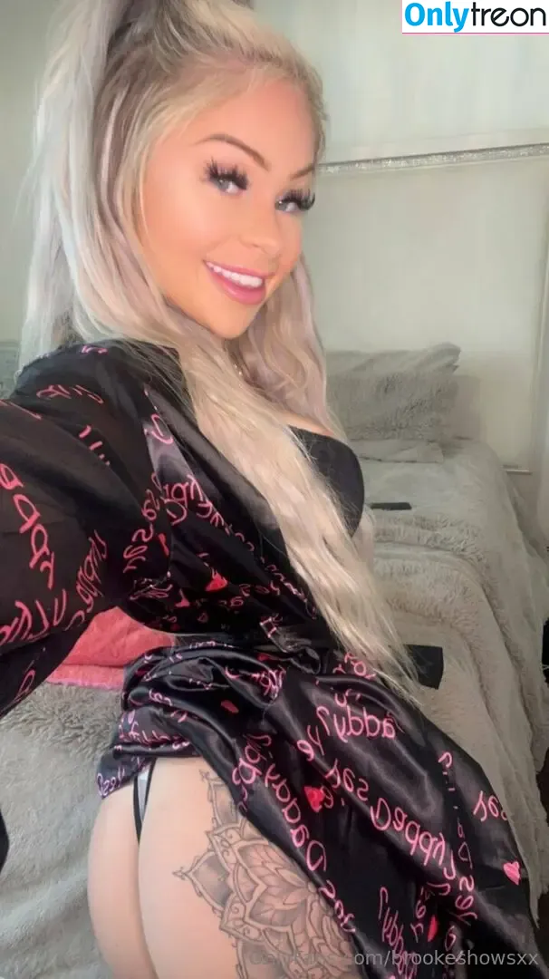 brookeshowsxx nude photo #2925 (brookeshowsxx)