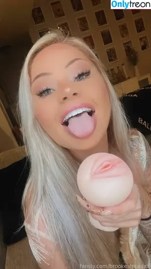 brookeshowsxx nude photo #3958