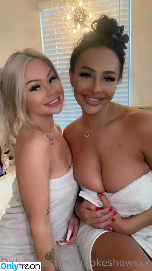 brookeshowsxx nude photo #3216 (brookeshowsxx)