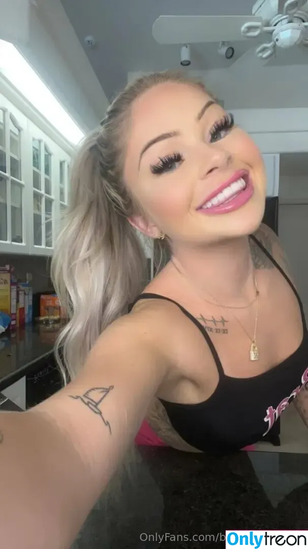 brookeshowsxx nude photo #3229 (brookeshowsxx)