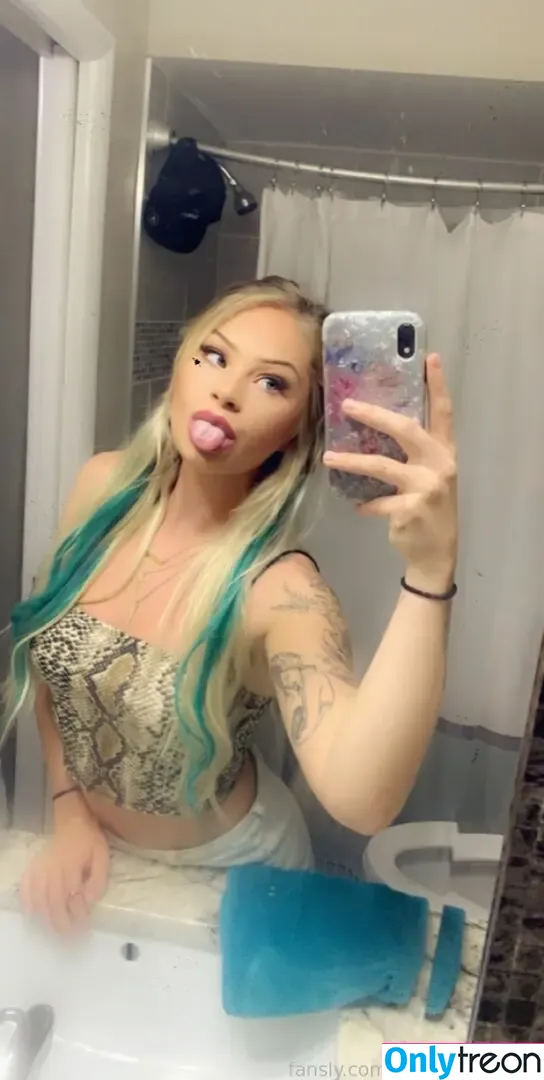 brookeshowsxx nude photo #3519 (brookeshowsxx)