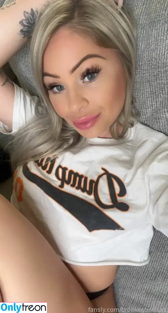brookeshowsxx nude photo #3633 (brookeshowsxx)
