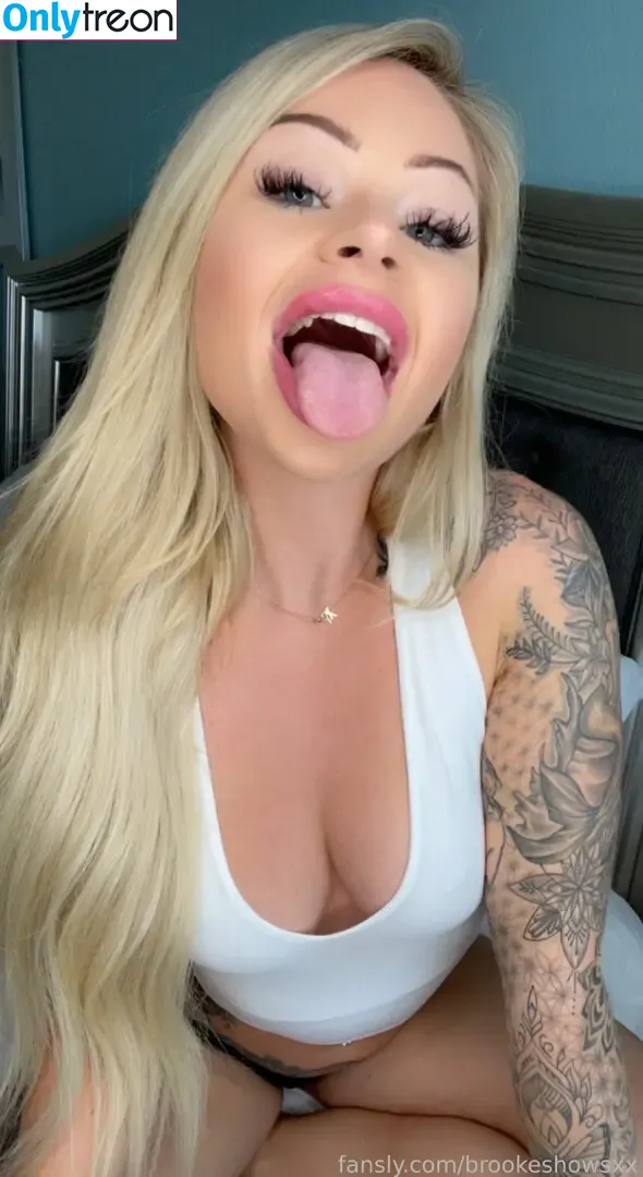 brookeshowsxx nude photo #3694 (brookeshowsxx)