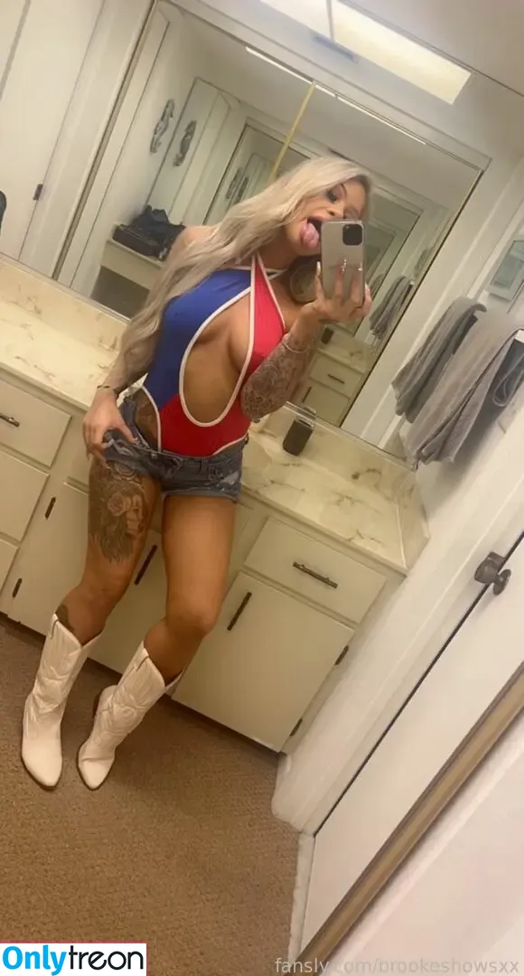brookeshowsxx nude photo #3725 (brookeshowsxx)