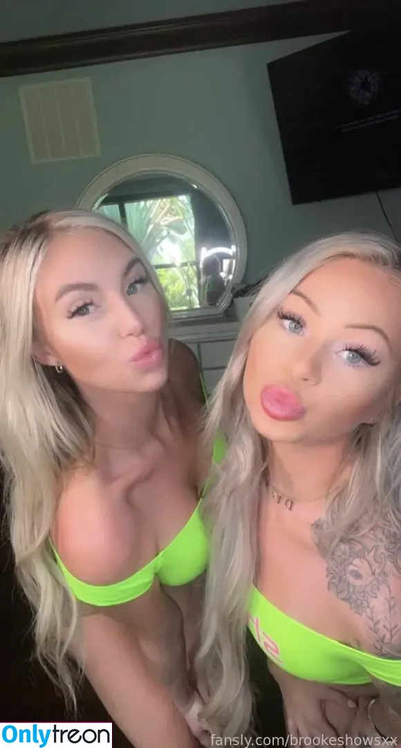 brookeshowsxx nude photo #3742 (brookeshowsxx)