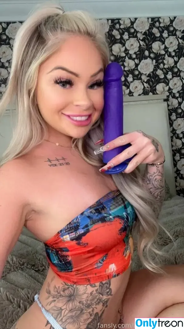 brookeshowsxx nude photo #3991 (brookeshowsxx)