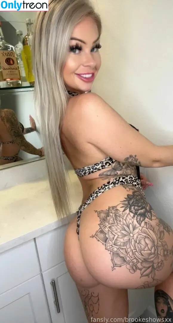 brookeshowsxx nude photo #4007 (brookeshowsxx)