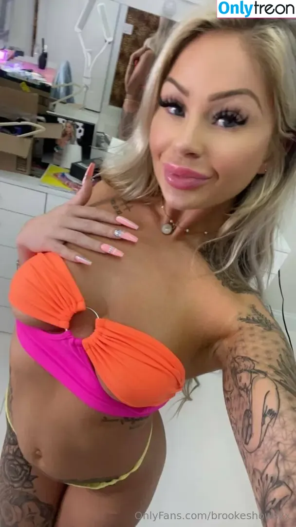 brookeshowsxx nude photo #4099 (brookeshowsxx)