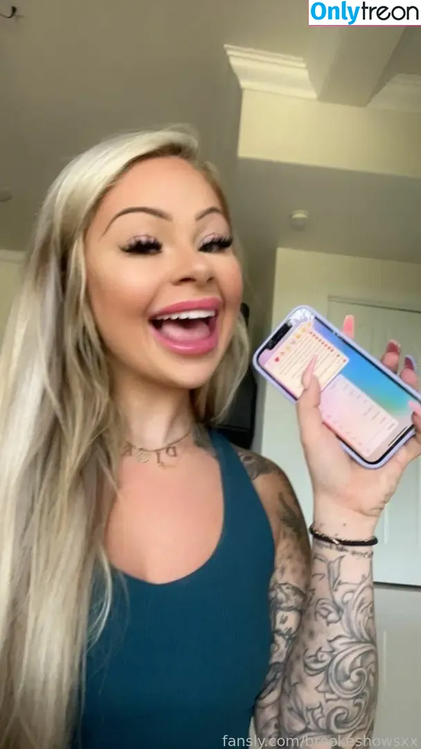brookeshowsxx nude photo #4207 (brookeshowsxx)