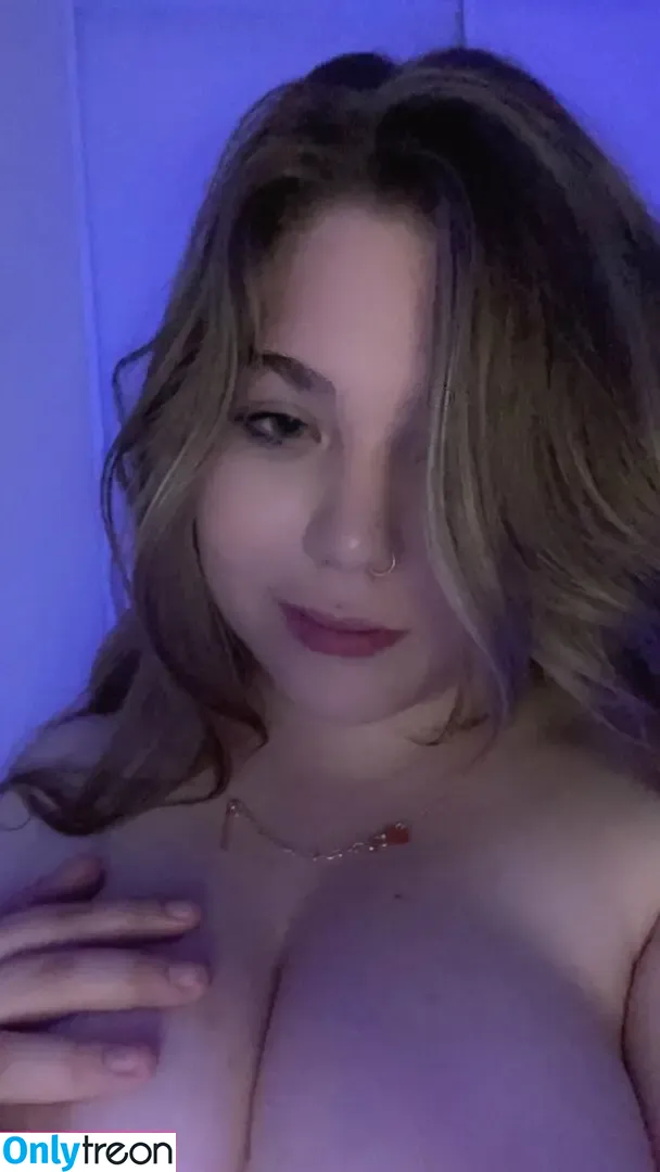 Brookeyboo_x nude photo #0011 (Brookeyboo_x)