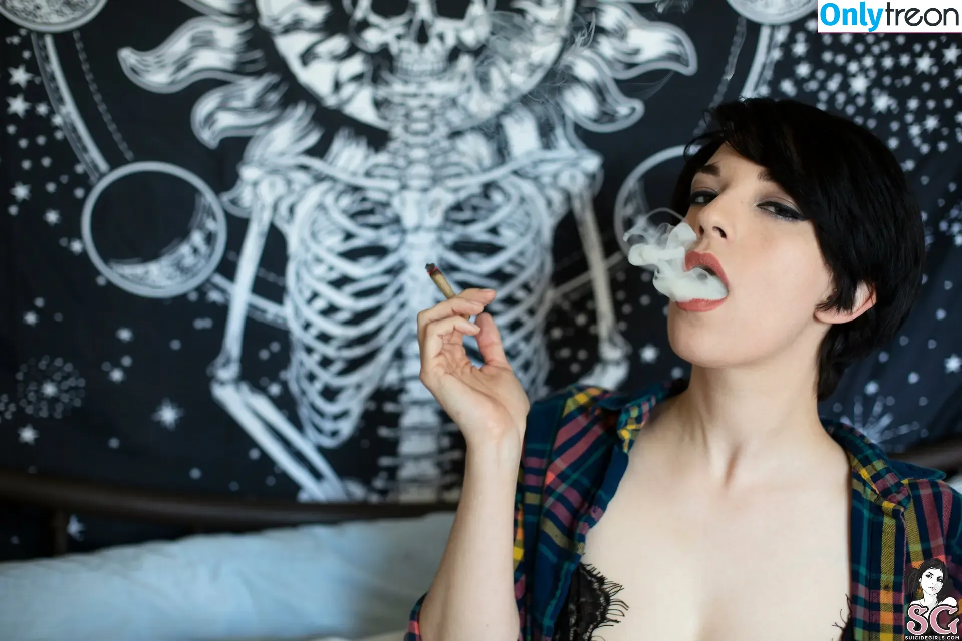 Brujaja nude photo #0012 (brujajagaming / brujitaburbuja)