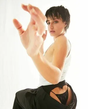 Bruna Griphao / brunagriphaoo nude photo #0011