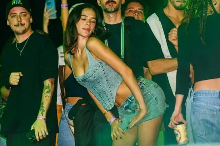 Bruna Marquezine / brumarquezine / brunamarquezine nude photo #0091