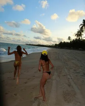 Bruna Marquezine / brumarquezine / brunamarquezine nude photo #0279