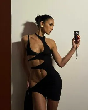 Bruna Marquezine / brumarquezine / brunamarquezine nude photo #0305
