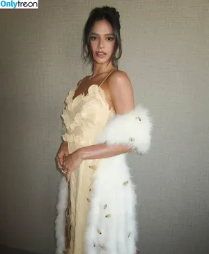 Bruna Marquezine / brumarquezine / brunamarquezine nude photo #0851