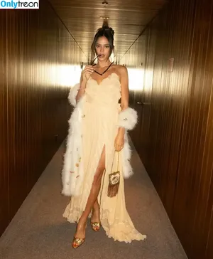 Bruna Marquezine / brumarquezine / brunamarquezine nude photo #0854