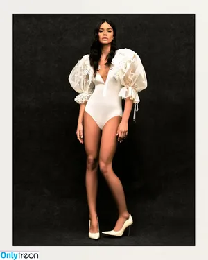 Bruna Marquezine / brumarquezine / brunamarquezine nude photo #0938