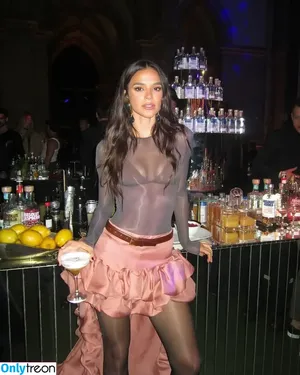 Bruna Marquezine / brumarquezine / brunamarquezine nude photo #0943
