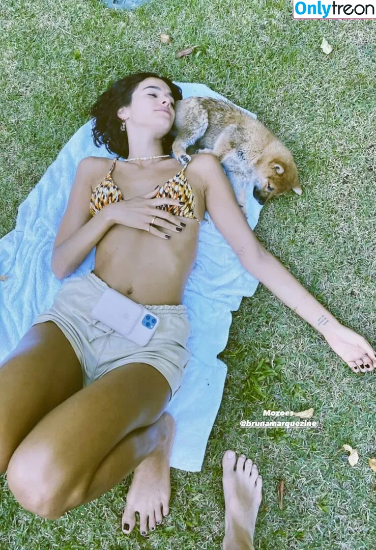 Bruna Marquezine nude photo #0135 (brumarquezine / brunamarquezine)