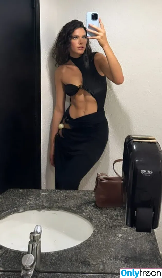 Bruna Marquezine nude photo #0156 (brumarquezine / brunamarquezine)