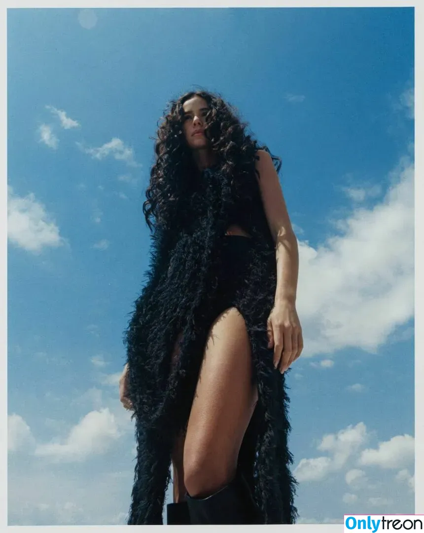 Bruna Marquezine nude photo #0187 (brumarquezine / brunamarquezine)