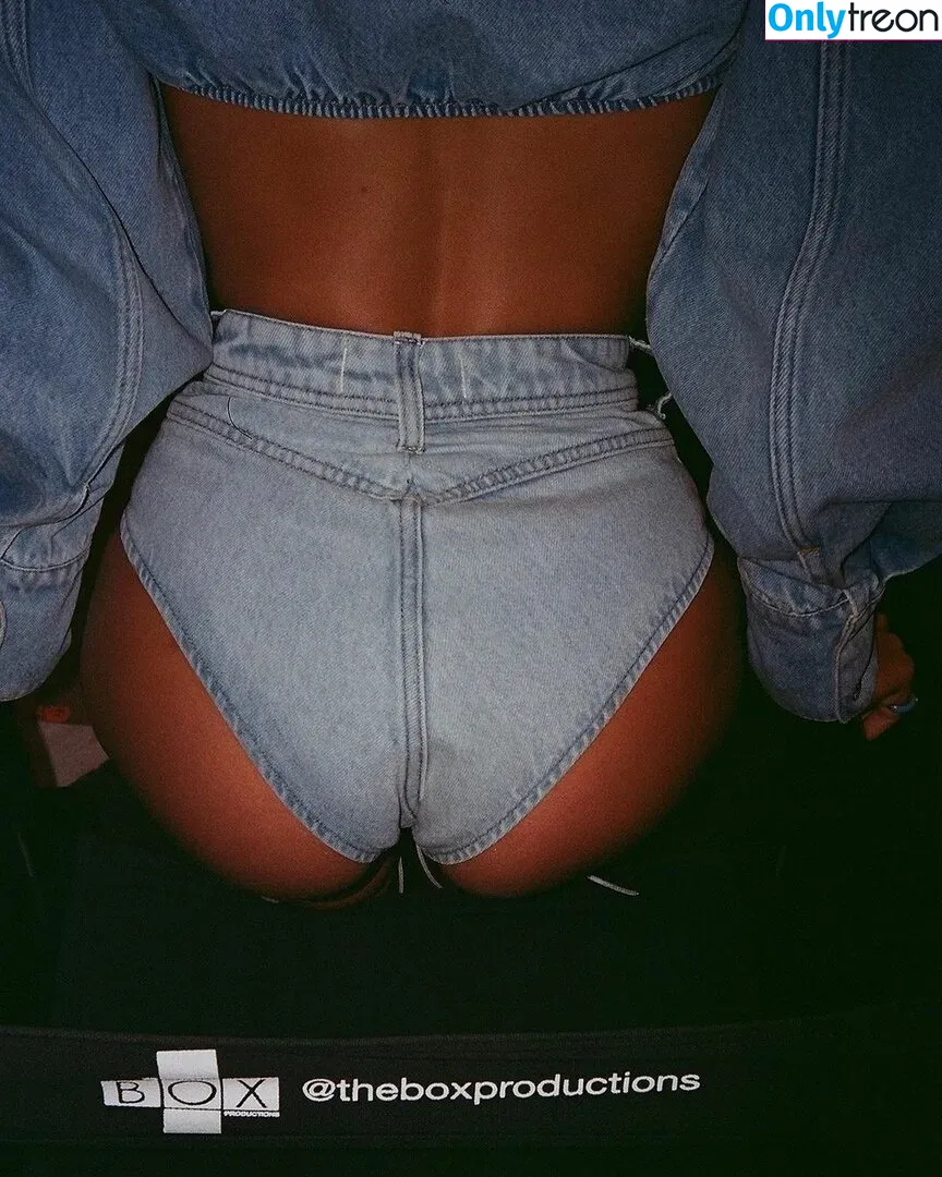 Bruna Marquezine nude photo #0267 (brumarquezine / brunamarquezine)