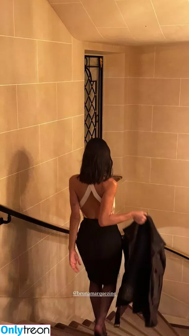 Bruna Marquezine nude photo #0373 (brumarquezine / brunamarquezine)