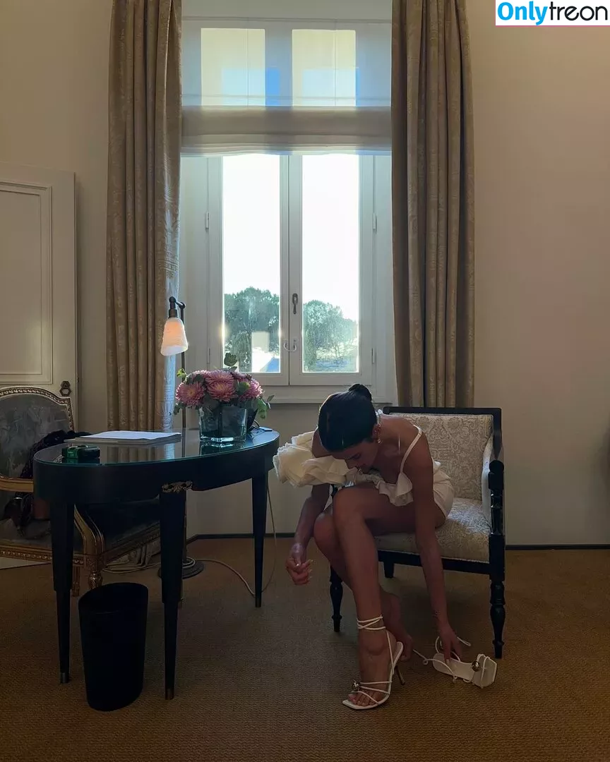 Bruna Marquezine nude photo #0464 (brumarquezine / brunamarquezine)