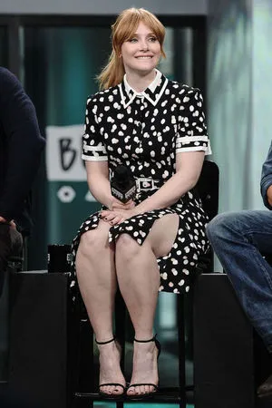 Bryce Dallas Howard / brycedhoward nude photo #0023