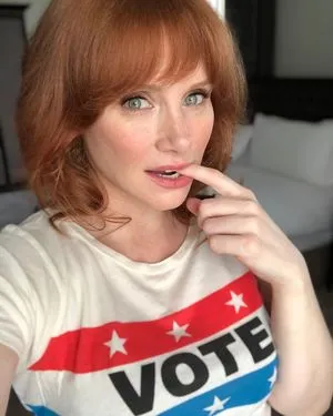 Bryce Dallas Howard / brycedhoward nude photo #0058