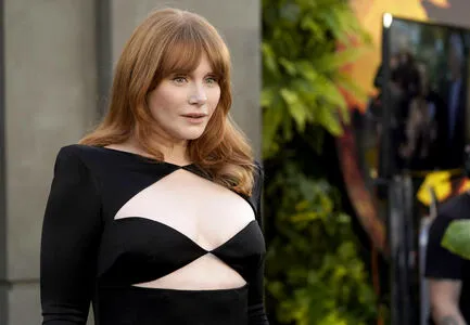 Bryce Dallas Howard / brycedhoward nude photo #0125