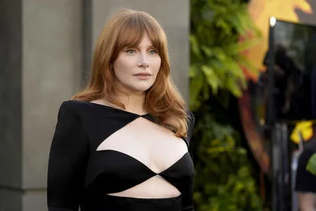 Bryce Dallas Howard / brycedhoward nude photo #0127