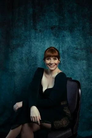 Bryce Dallas Howard / brycedhoward nude photo #0147