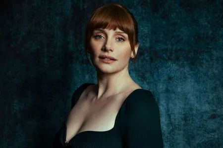 Bryce Dallas Howard / brycedhoward nude photo #0151
