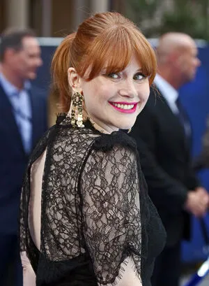 Bryce Dallas Howard / brycedhoward nude photo #0230