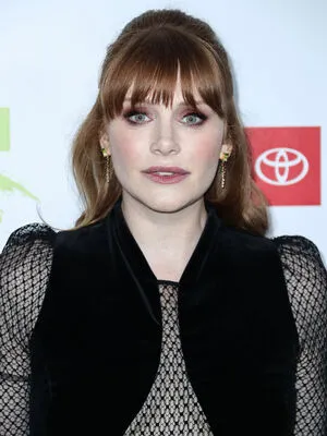 Bryce Dallas Howard / brycedhoward nude photo #0252