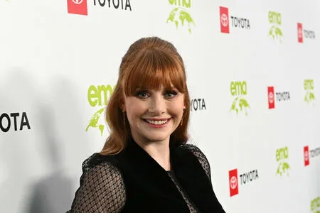 Bryce Dallas Howard / brycedhoward nude photo #0258