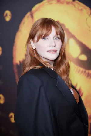 Bryce Dallas Howard / brycedhoward nude photo #0265