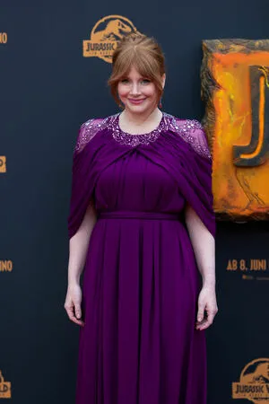 Bryce Dallas Howard / brycedhoward nude photo #0293