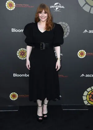 Bryce Dallas Howard / brycedhoward nude photo #0324