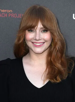 Bryce Dallas Howard / brycedhoward nude photo #0332