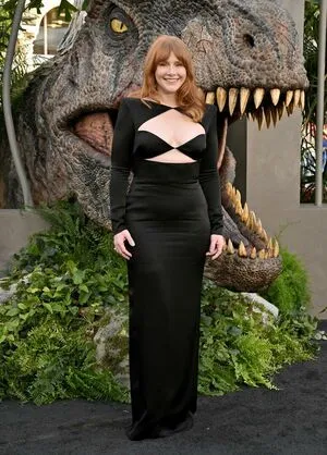 Bryce Dallas Howard / brycedhoward nude photo #0386