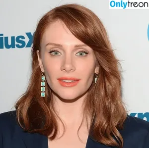 Bryce Dallas Howard / brycedhoward nude photo #0666