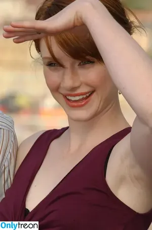 Bryce Dallas Howard / brycedhoward nude photo #0733